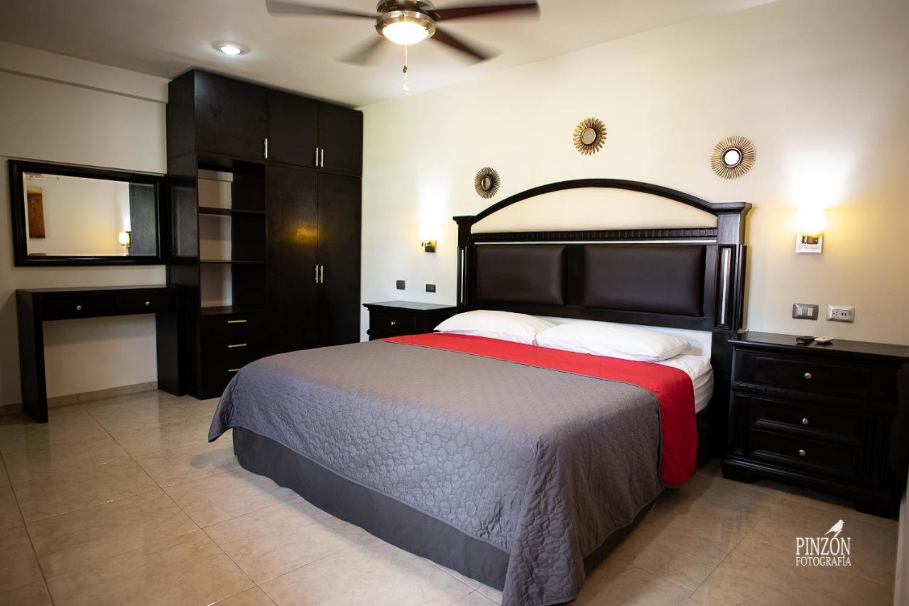 Hotel Suites Paraiso Mérida Exteriör bild